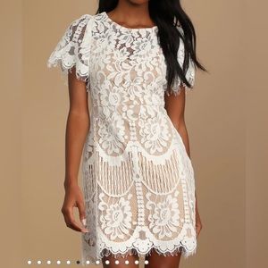 Lulu’s Pearson White lace short sleeve dress